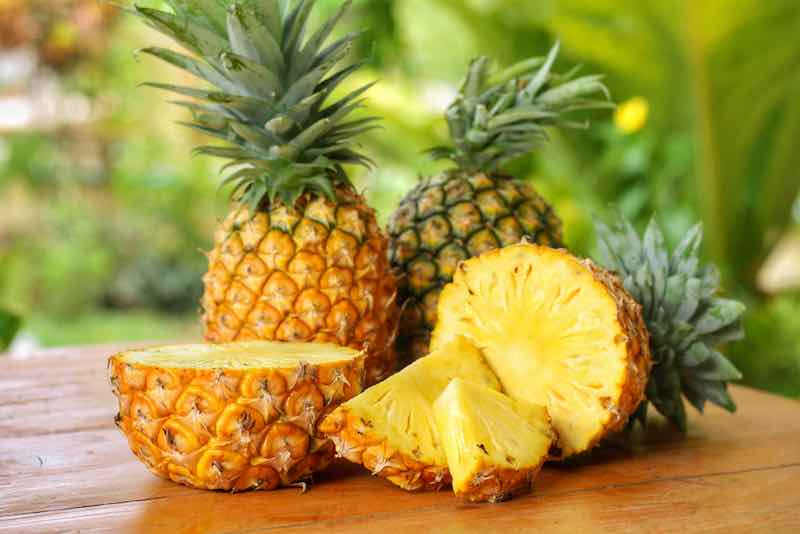 Benefits of pineapple for male health.