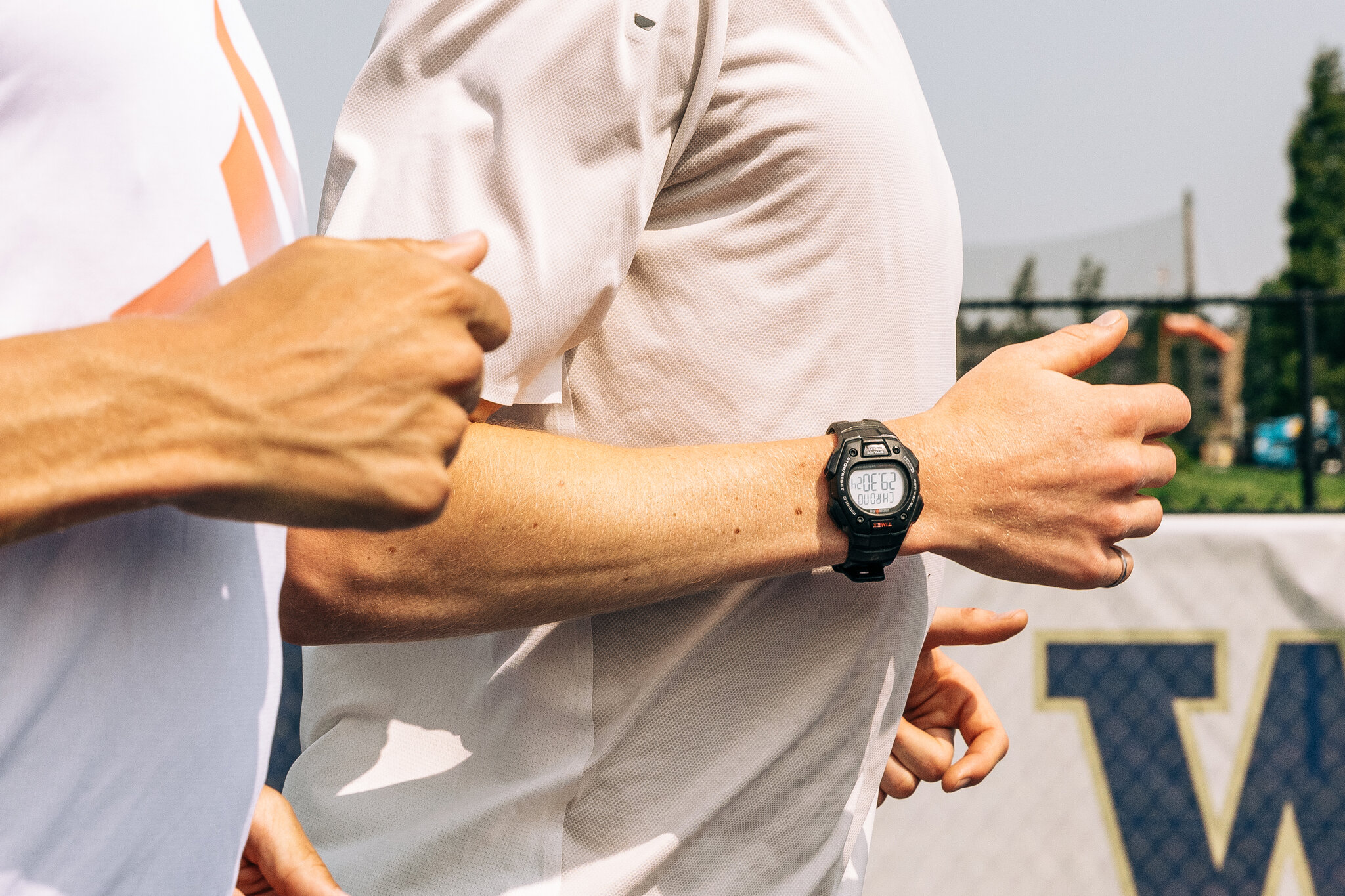 GPS Watch? No Thanks. Top Runners Are Ditching the Data.
